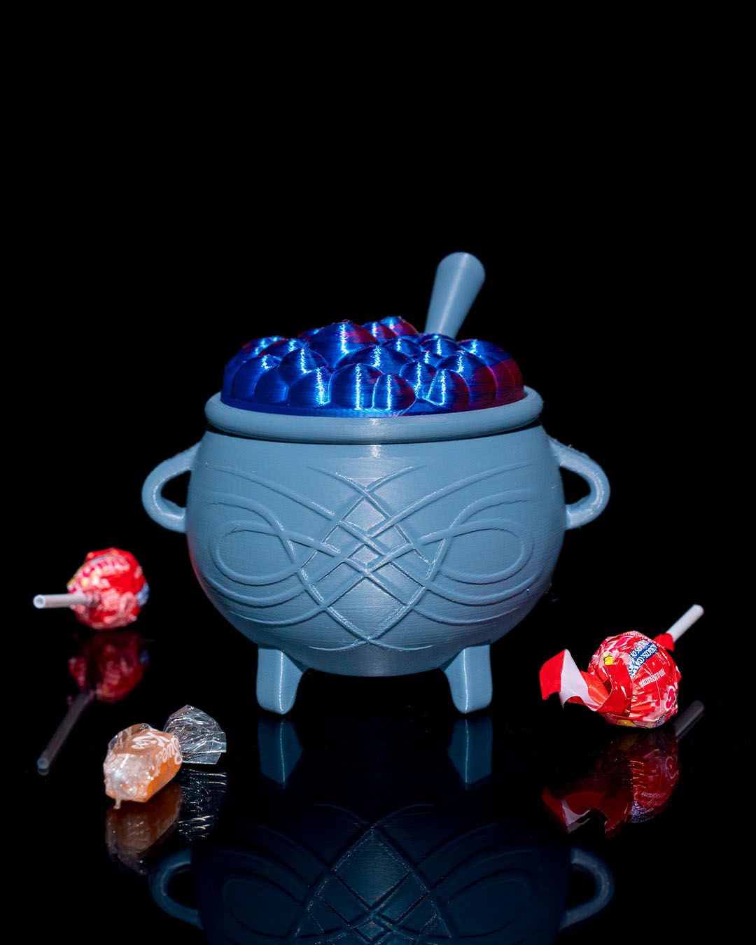 Cauldron Candy Bucket — halloween candy holder, view 2, 3D printed by Craft & Press