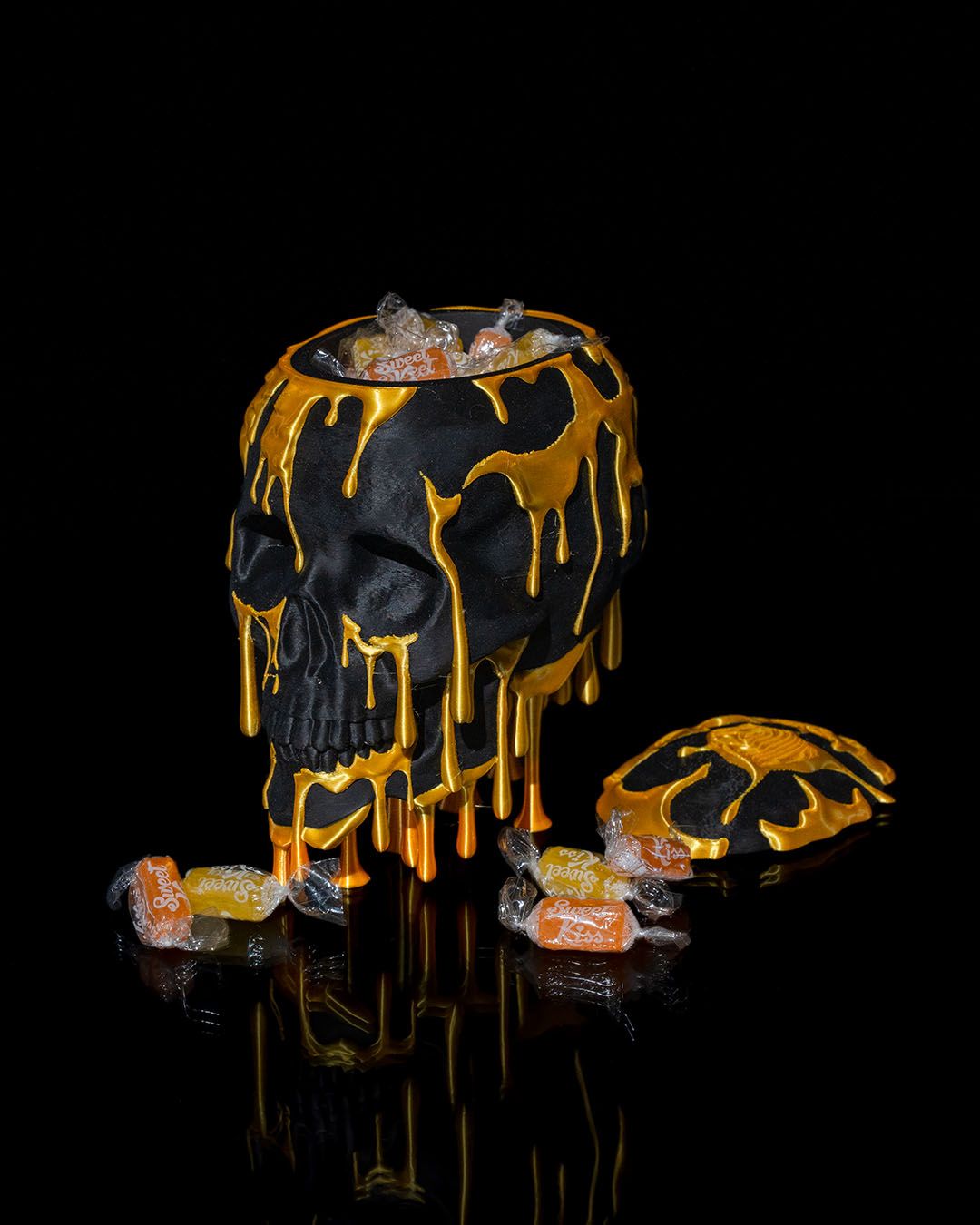 Sweet and Sour Candy Bucket — halloween candy holder, view 7, 3D printed by Craft & Press