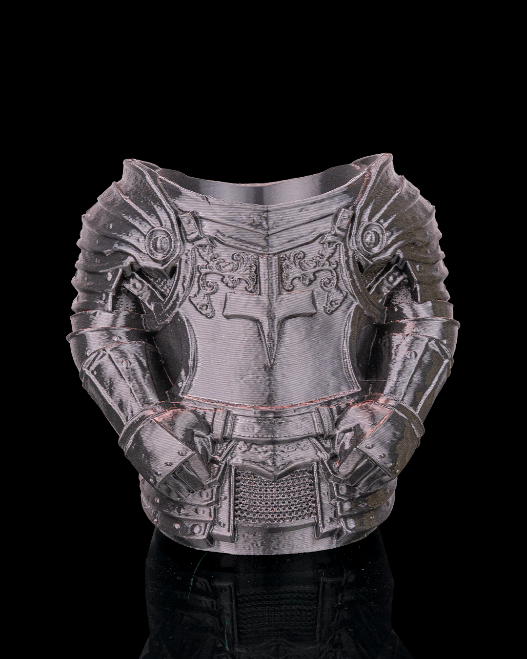 Knight Armor Can Holder — 3D printed can holder, size reference