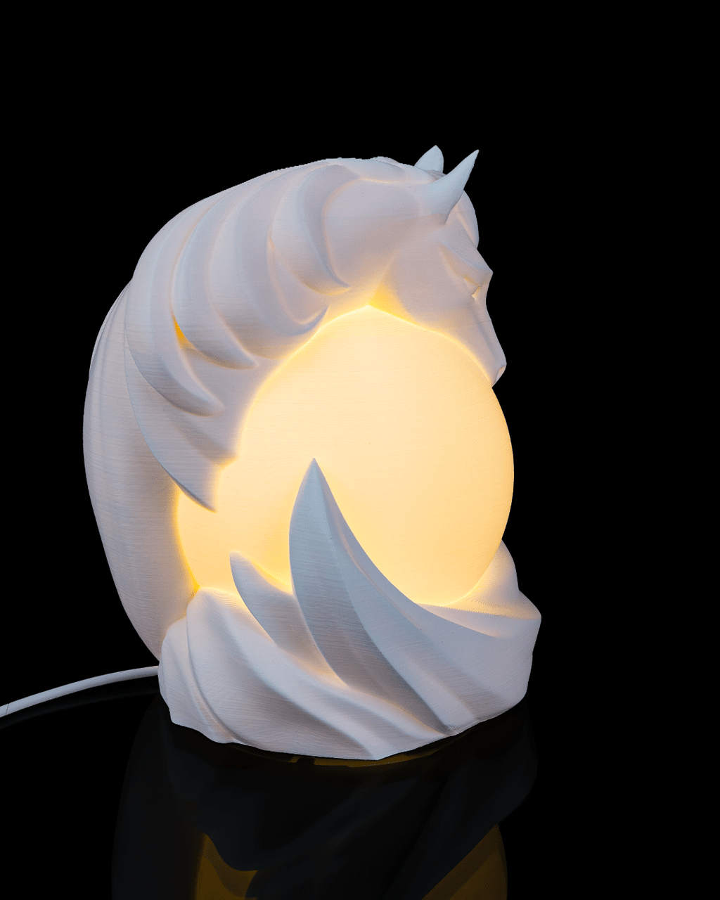 Stallion Sphere Table Lamp — 3D printed table lamp, size reference
