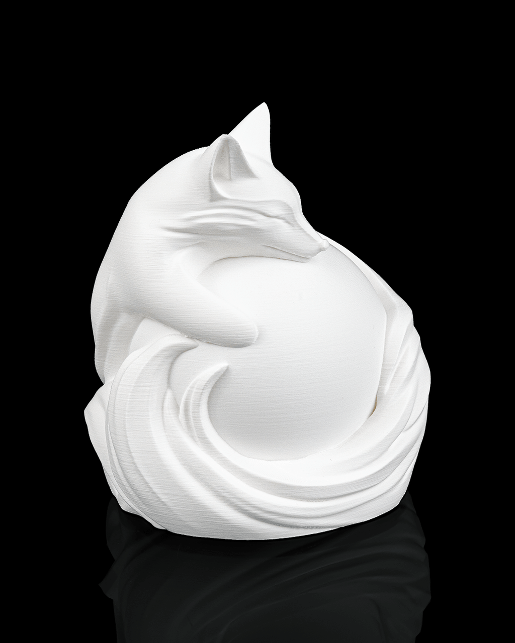 Vulpine Sphere Table Lamp — 3D printed table lamp, close-up of the finish